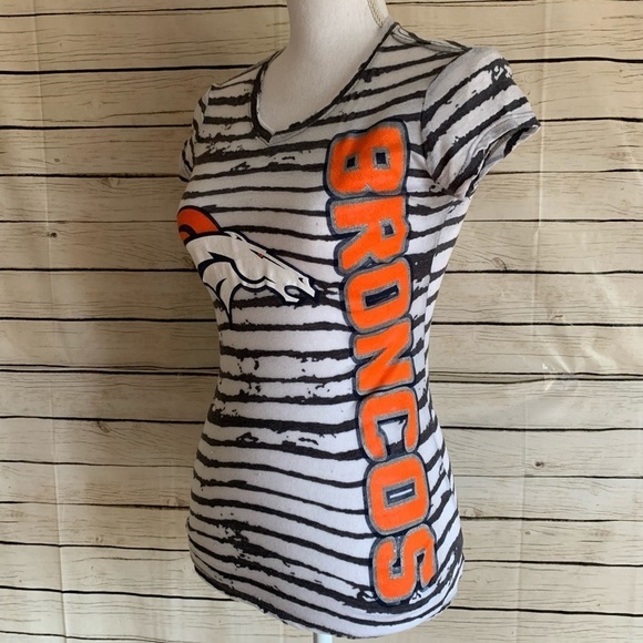 NFL Team Apparel Denver Broncos Raglan Tee Size XS - Picture 2 of 5